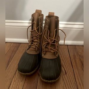 LL Bean Duck Boots // lightly worn // size 6